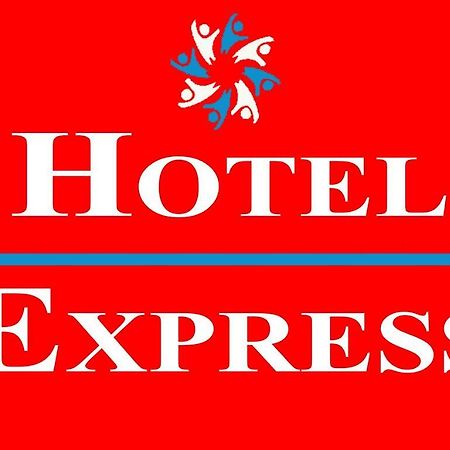 Hotel Express Anniston/Oxford Exterior foto